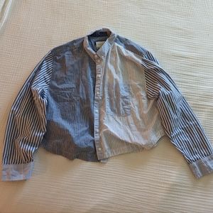 American Eagle Cropped Oxford Button Up